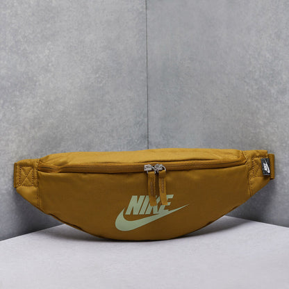 NIKE WAIST BAG *SALE*